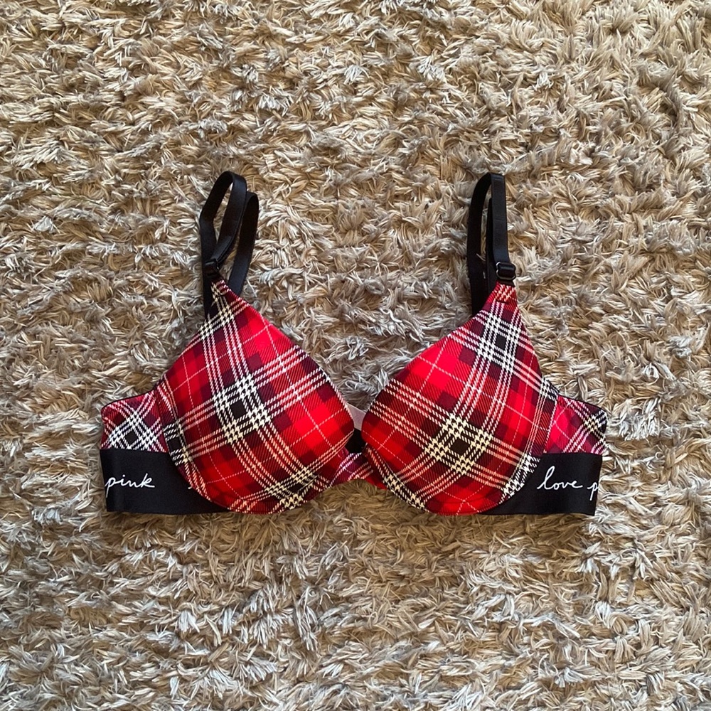 Victoria’s Secret PINK Push Up Bra